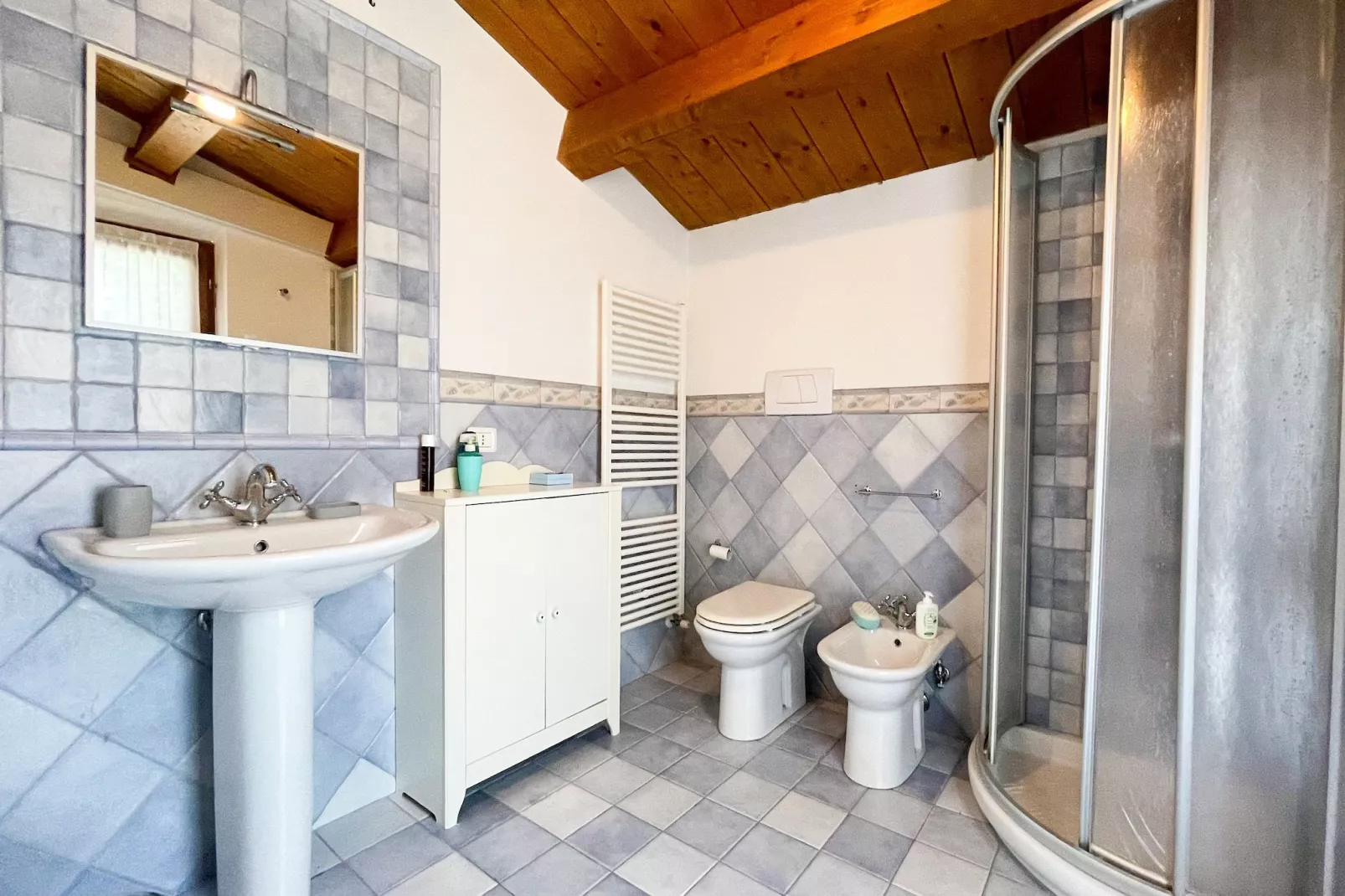 Casa Del Nonno-Badkamer
