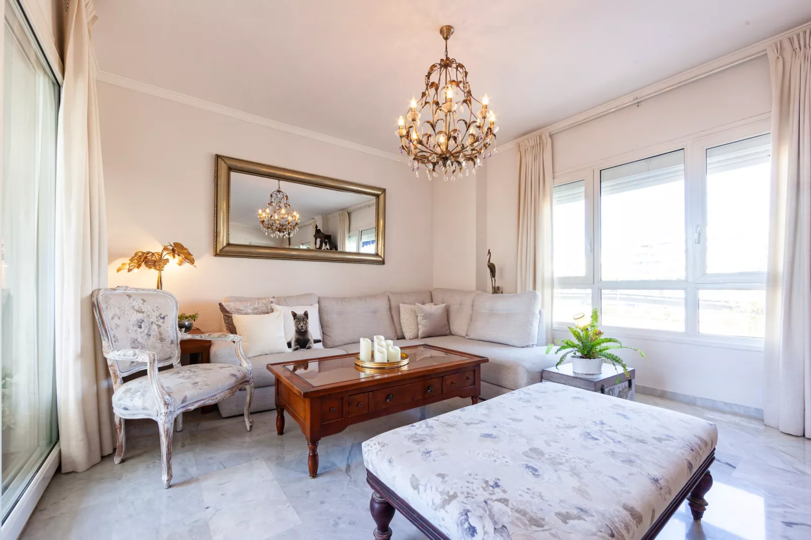 San Pedro del Mar-Woonkamer