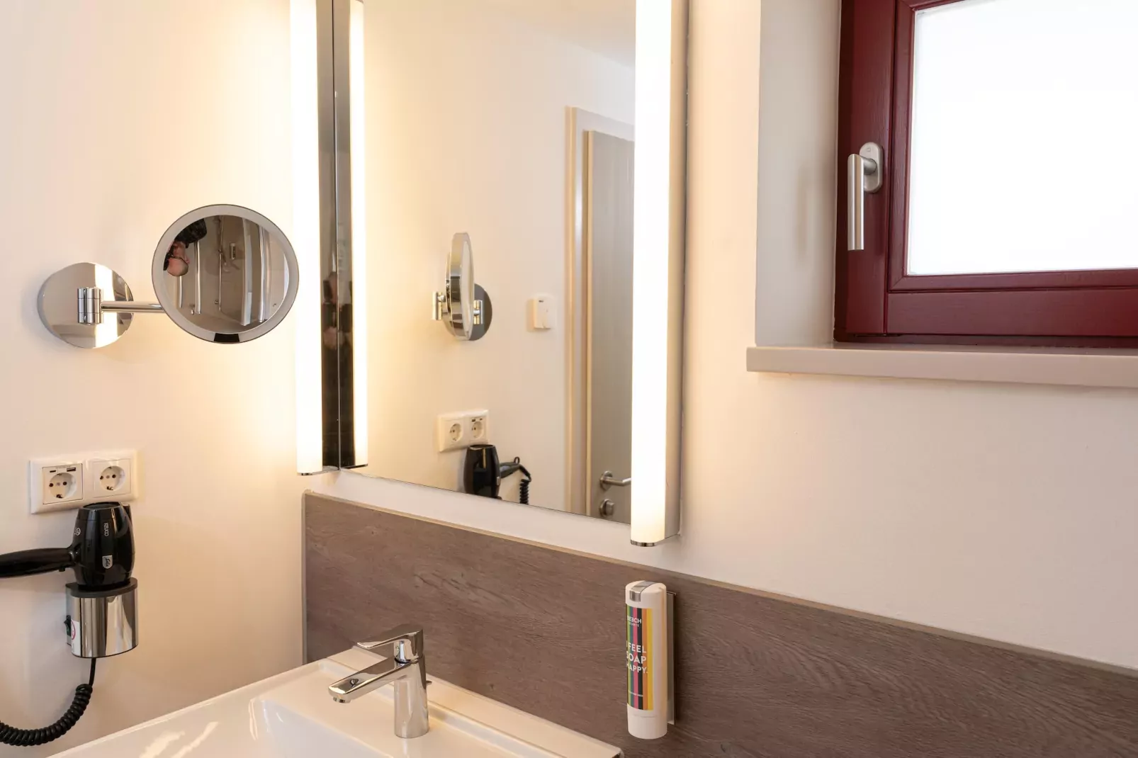 BEECH Resort am Plauer See - 4 Personen-Badkamer