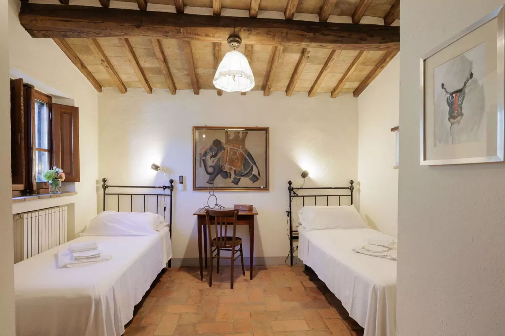 Villa delle Rose-Badkamer