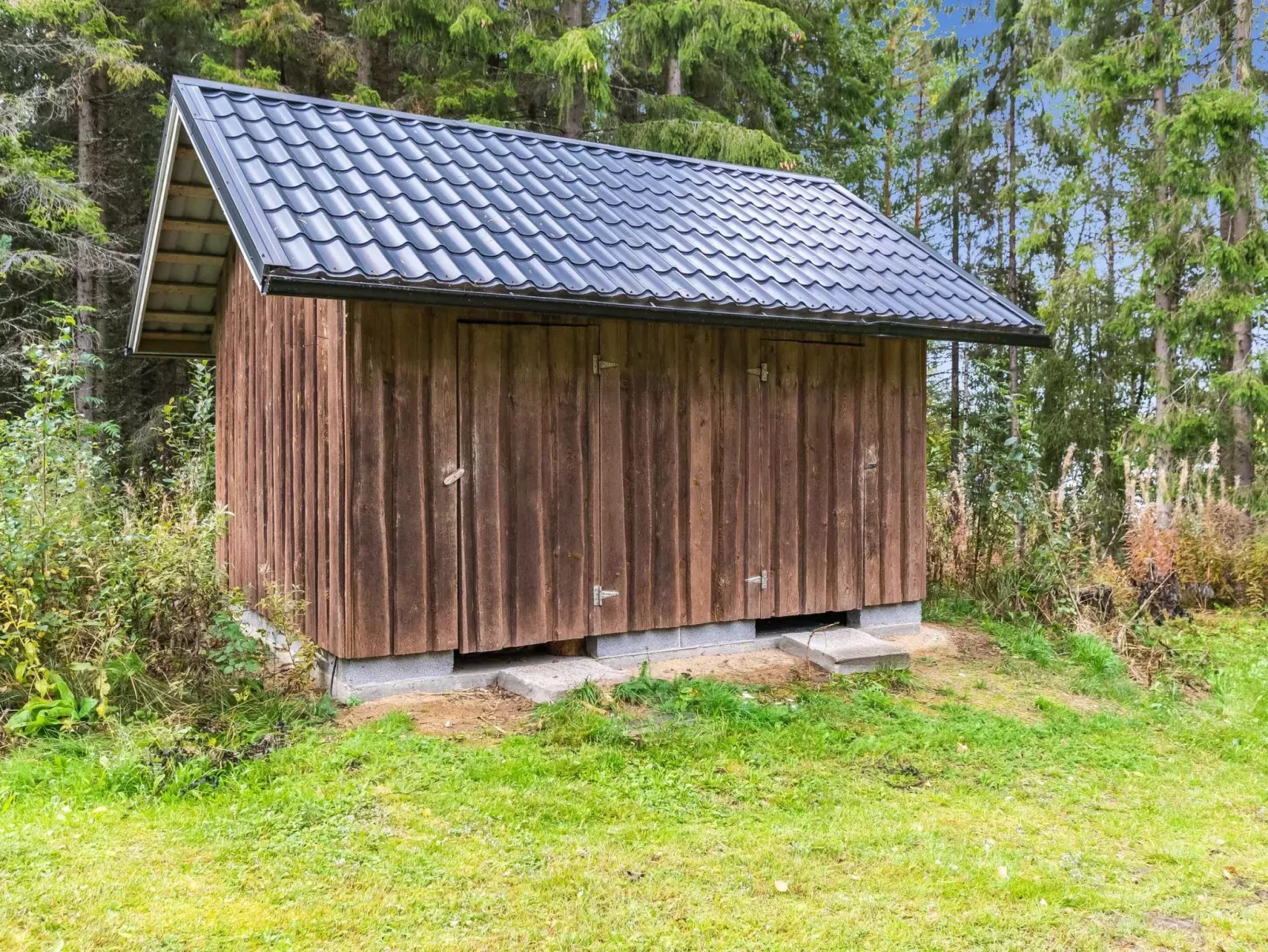 Vihreä mökki-Buiten