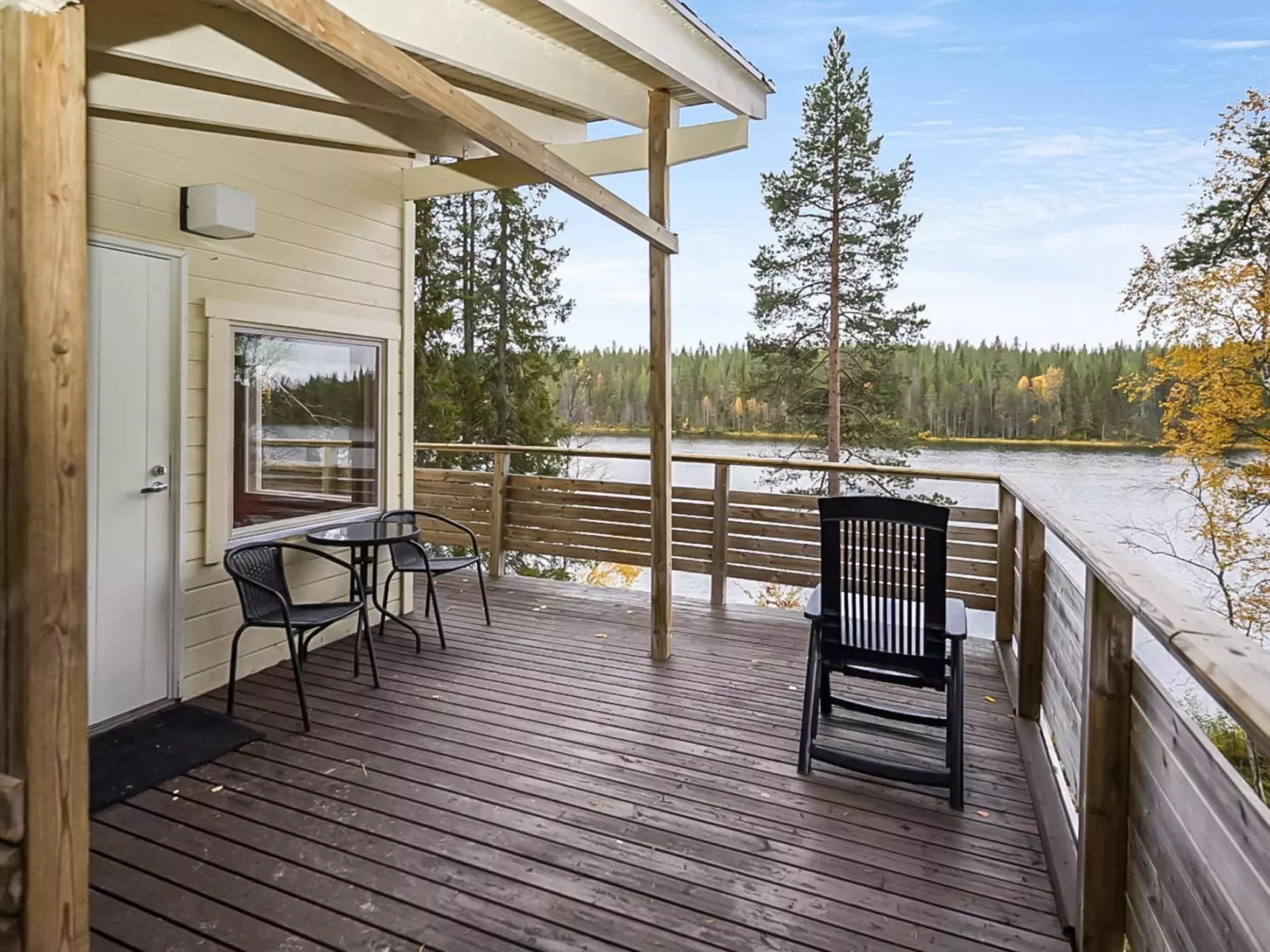 Saapunkijärvi, pitkäperä-Buiten