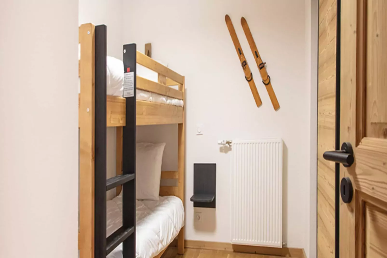 VAUJANY Edelweiss-A26S-Slaapkamer