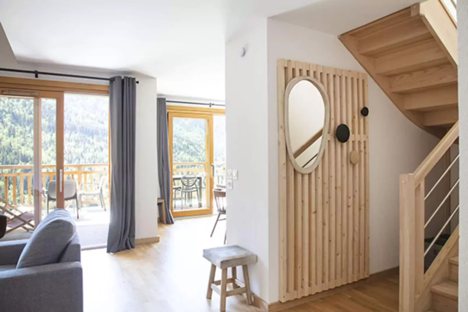 VAUJANY Edelweiss-A48S-Overloop