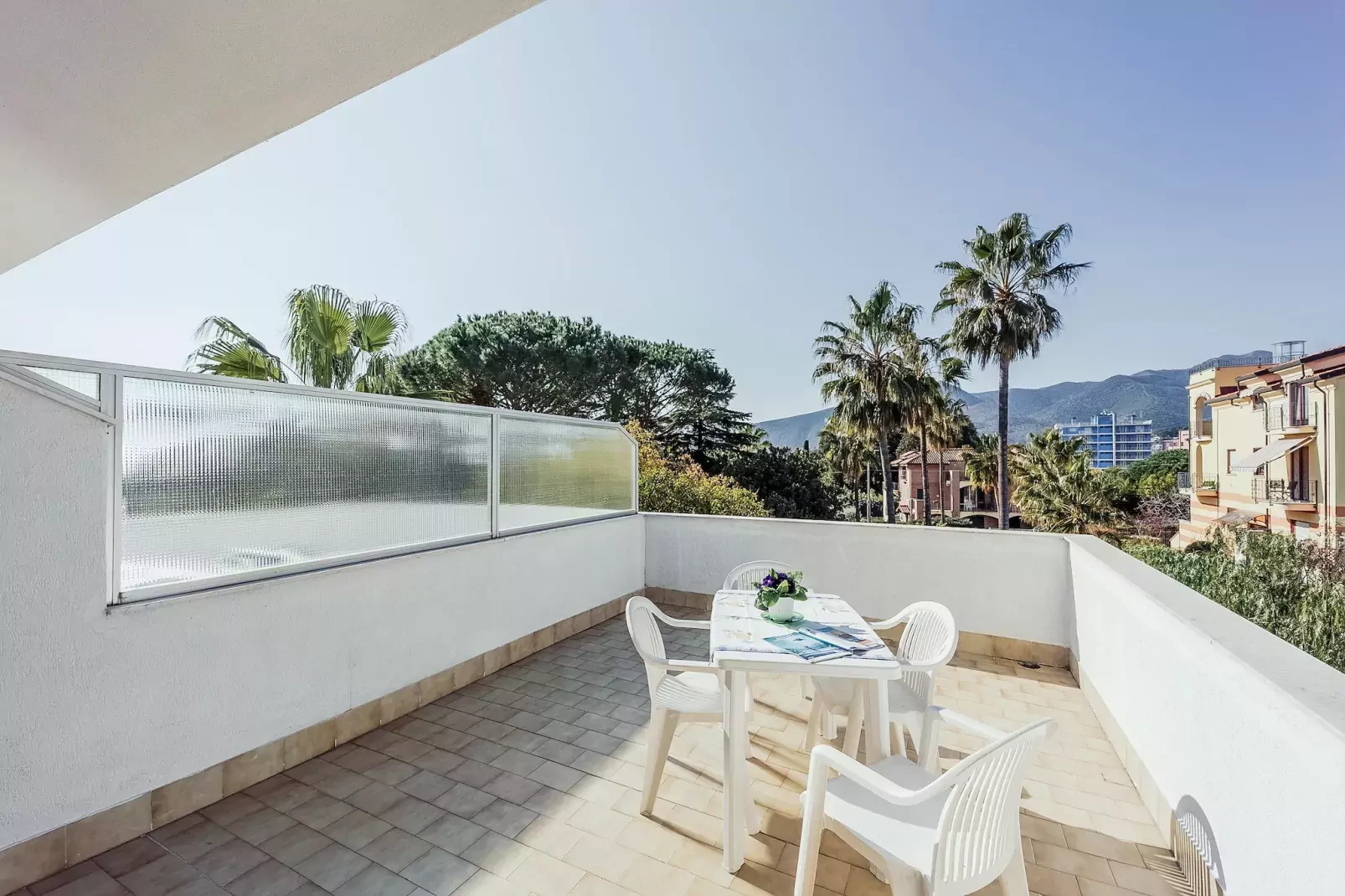 Residence Villa Paola TWO-ROOM APT 4 PAX  2 CHD - B421-Terrasbalkon