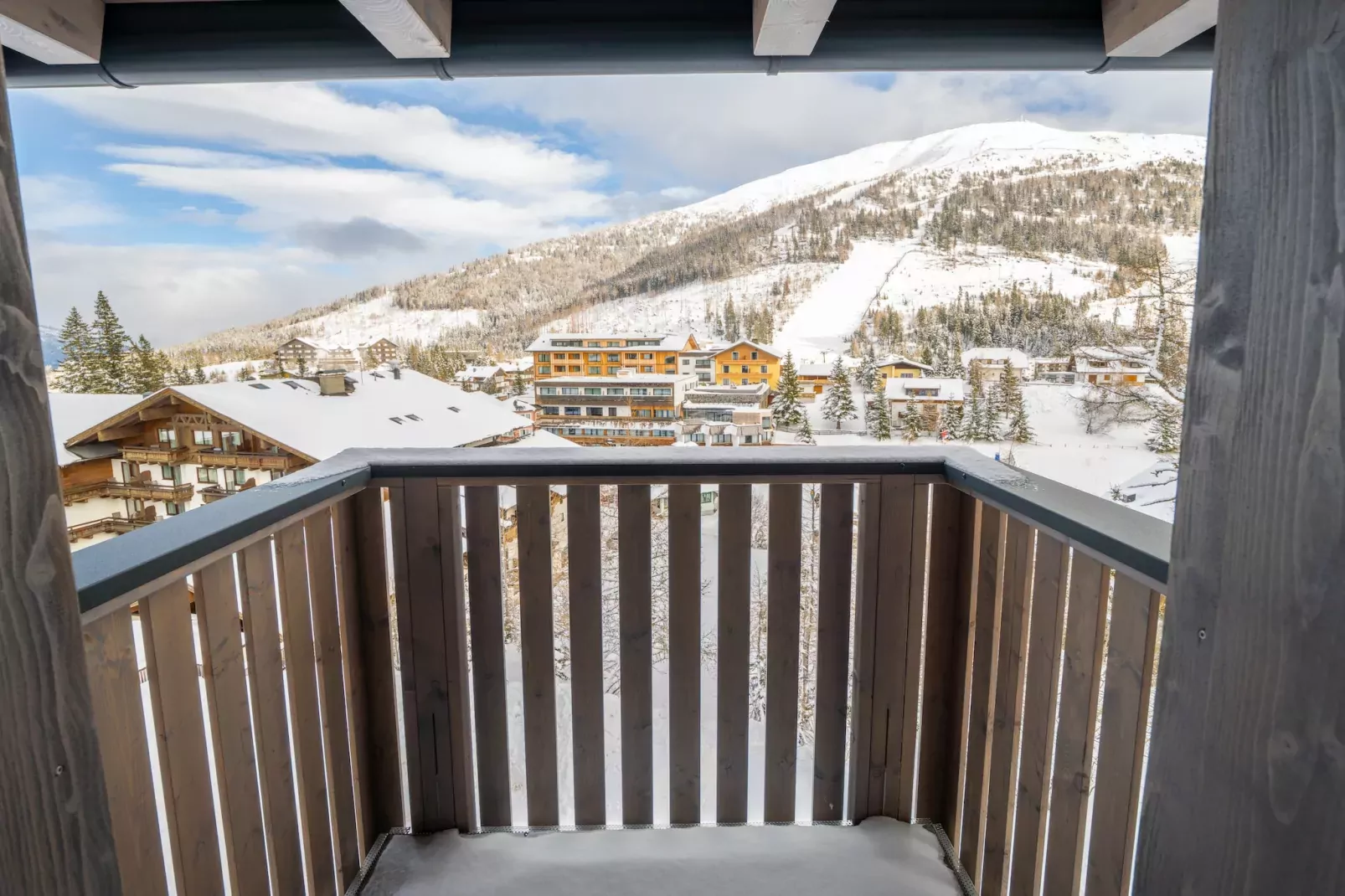 Penthouse Two-bedroom Apartment – KA2P-Uitzicht winter