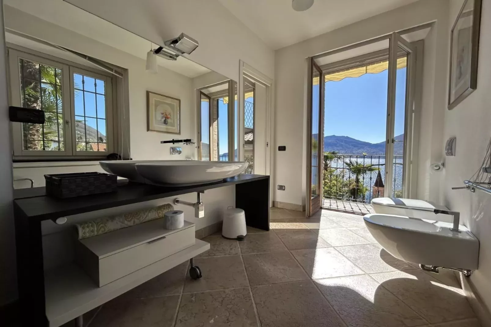 Villa Gonte-Badkamer