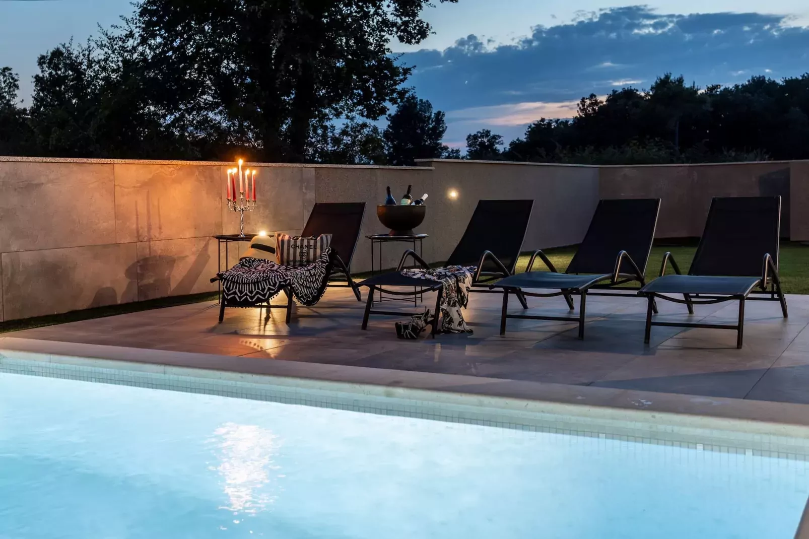 Villa Speranza with Private Illuminated Pool-Zwembad