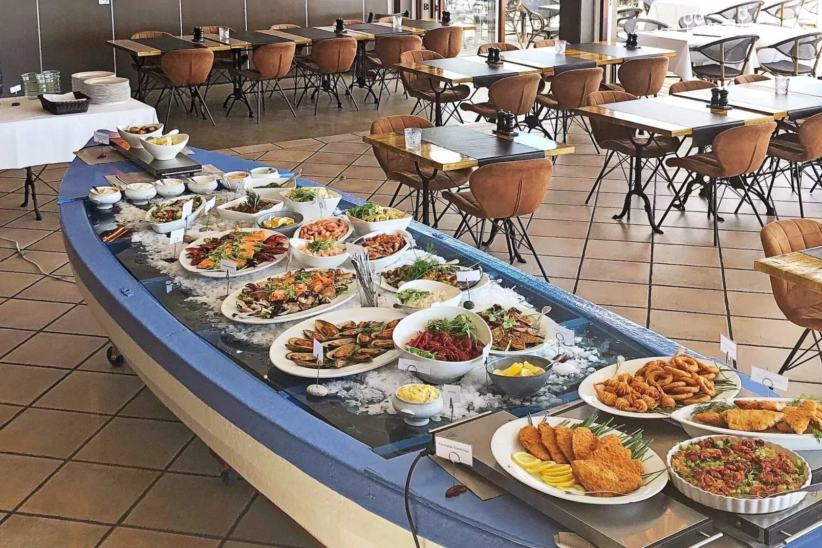 2 room,ground/1 st floor-Niet-getagd