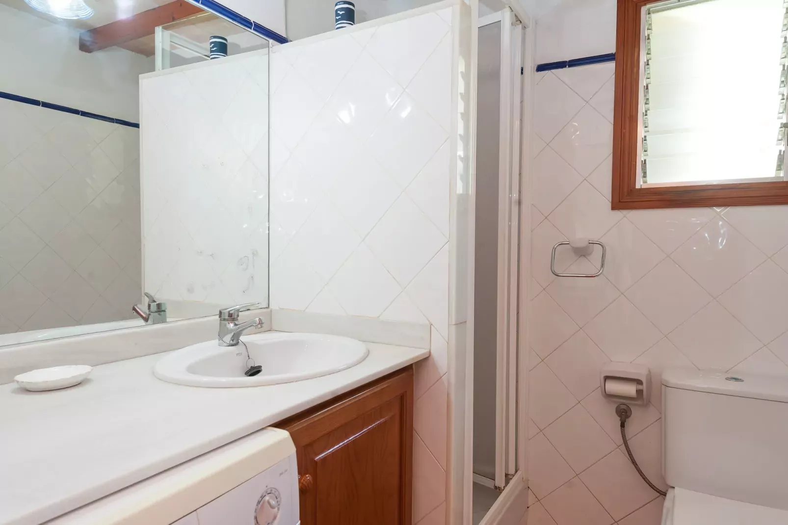 Son Coll-Badkamer