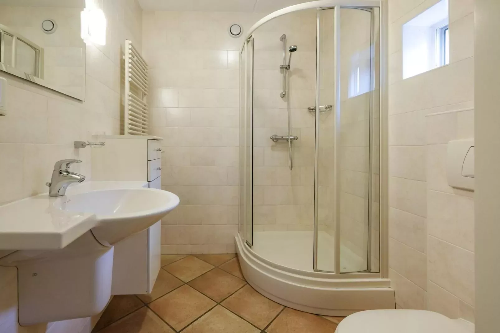 Anzelhoef 28-Badkamer