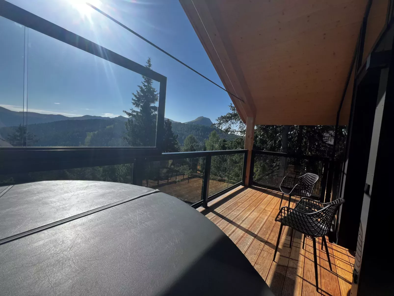 Superior #14 mit Sauna & Hot Tub-Buiten