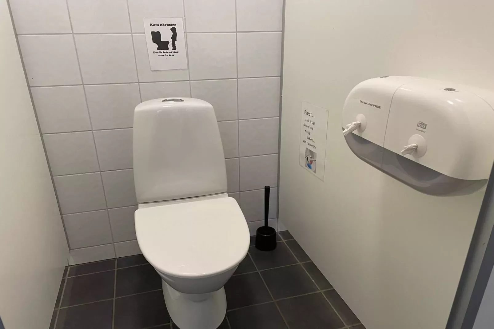 Ministugor, delad dusch & wc-Binnen