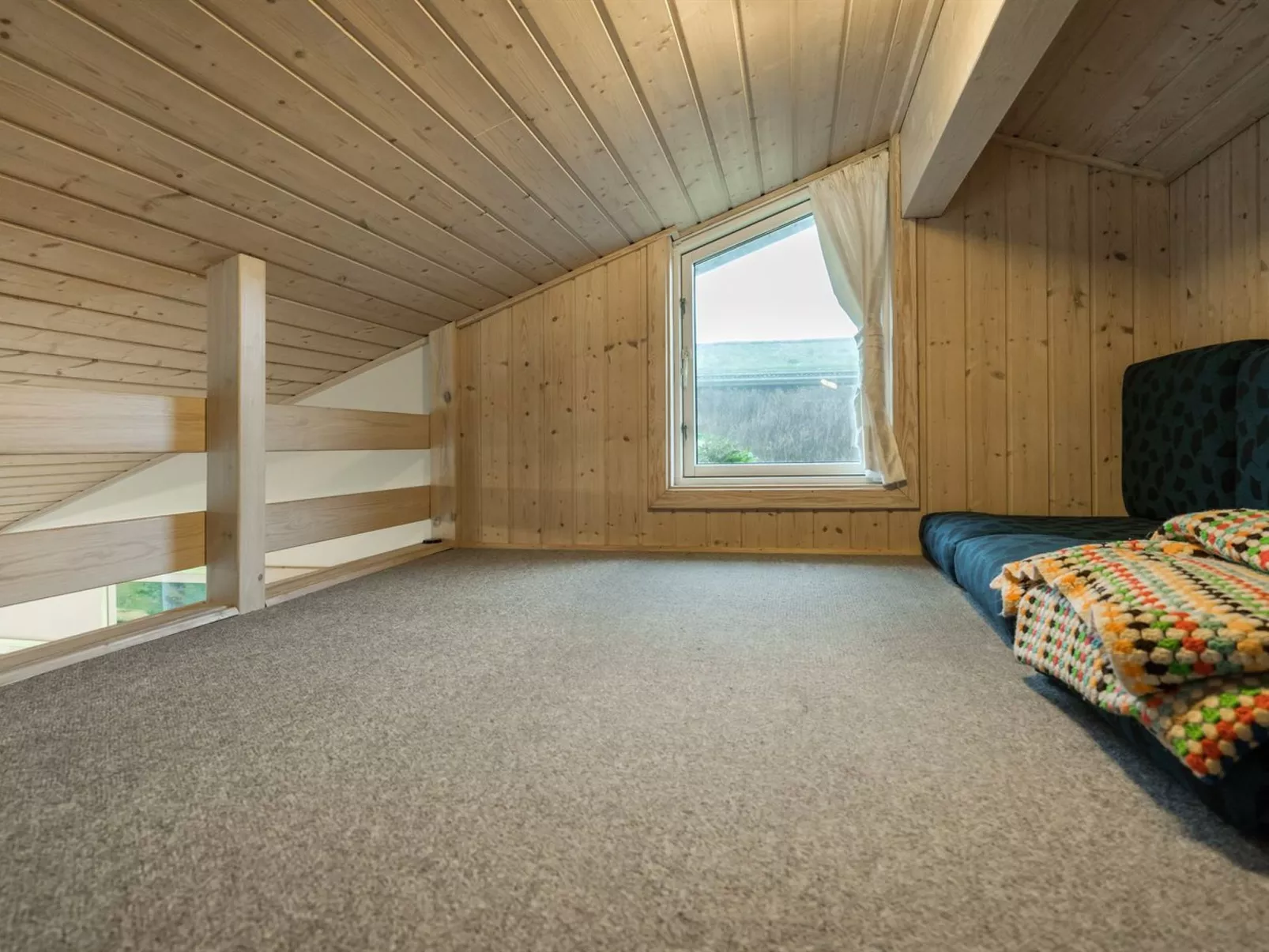 "Bovi" - 300m from the sea-Binnen