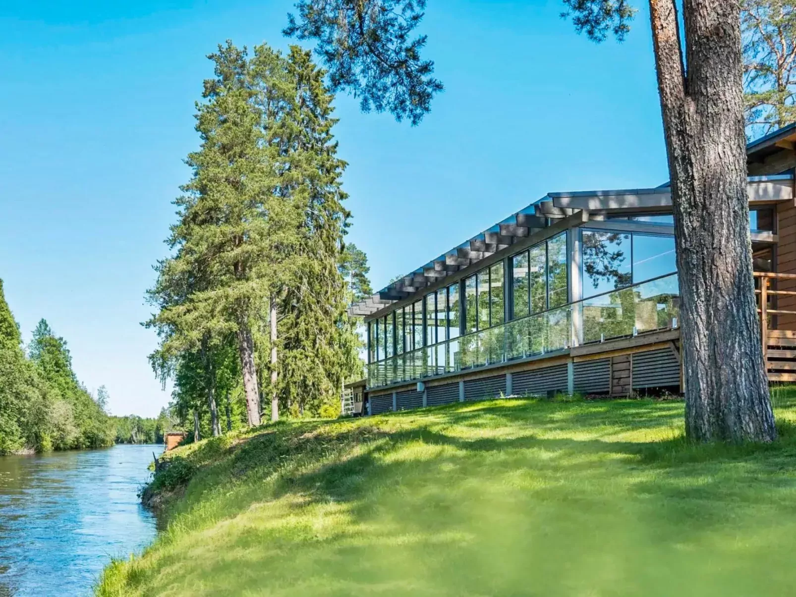 Kartanohuoneisto heikki-Buiten