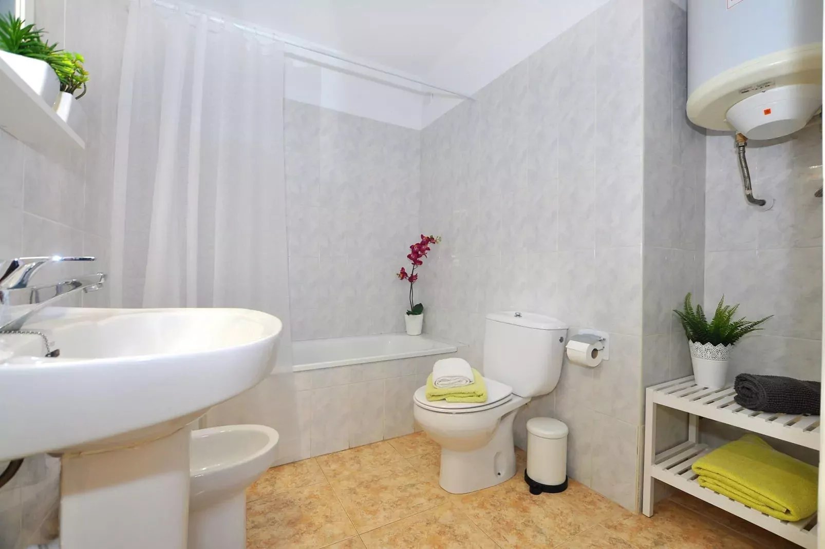1172 CANYELLES vista Mar-Badkamer