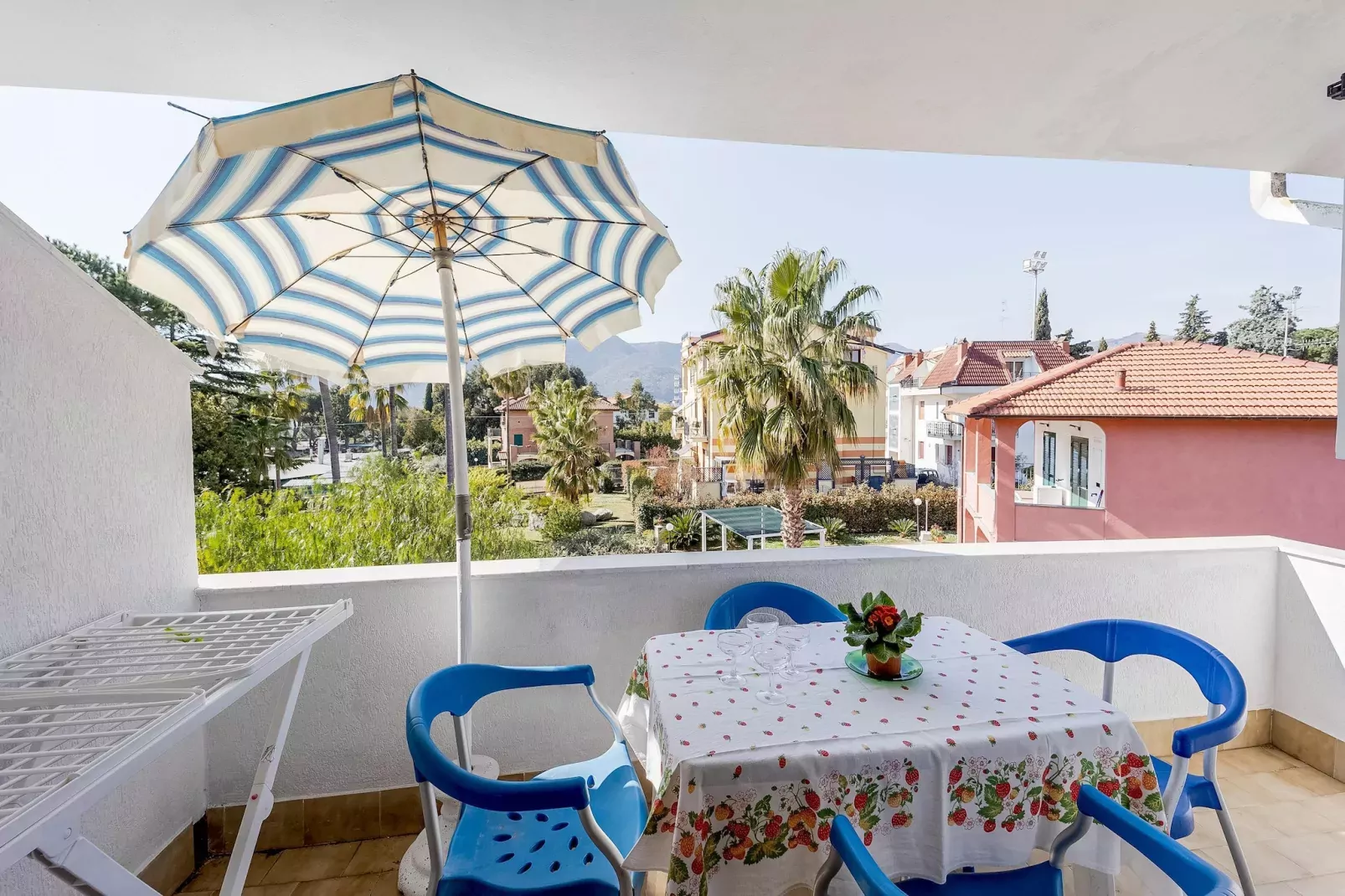 Residence Villa Paola TWO-ROOM APT 4 PAX  2 CHD - B421-Terrasbalkon