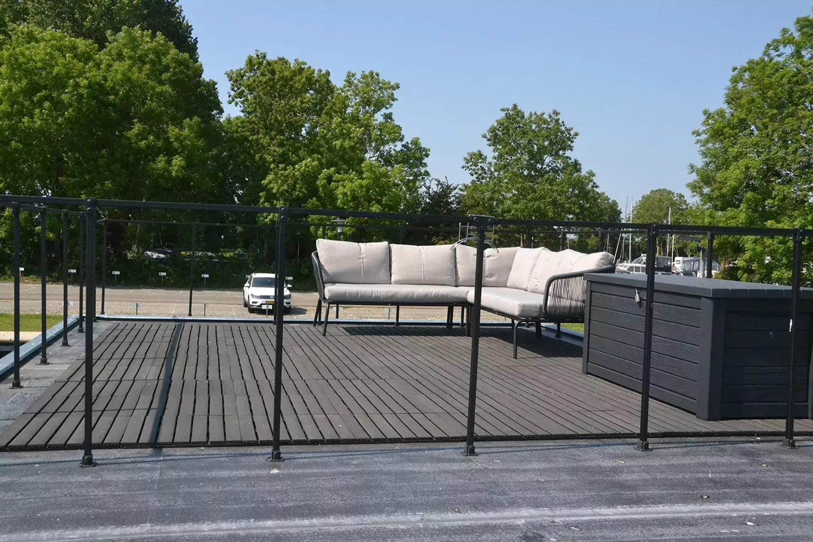 RiggelBrug Sneekermeer-Terrasbalkon
