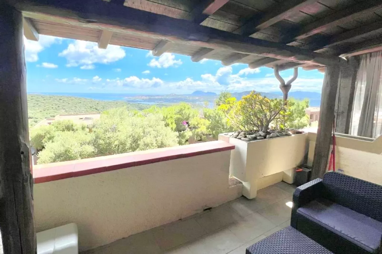 Bilocale 2/13 con AC-Terrasbalkon