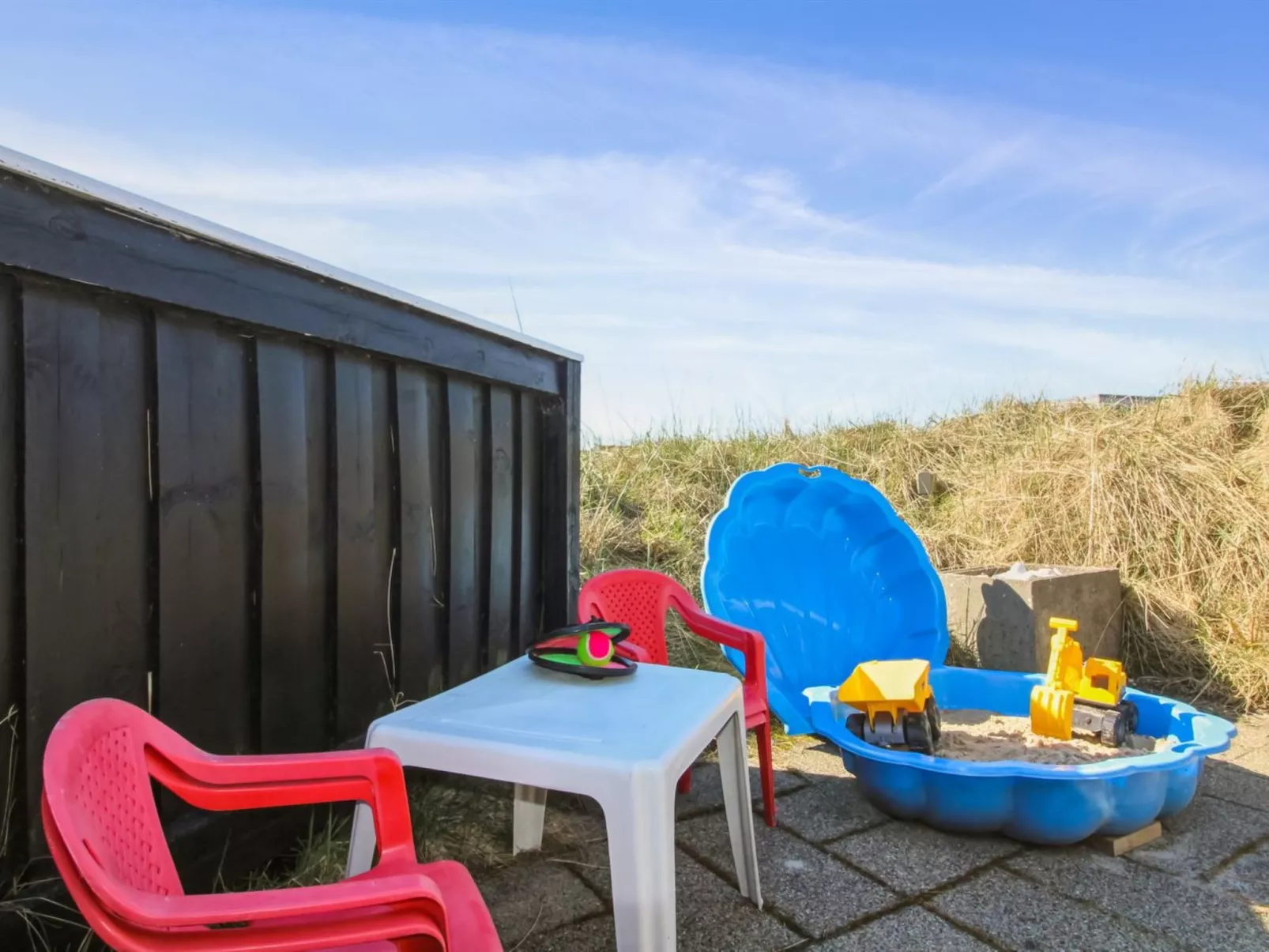"Vesa" - 200m from the sea-Buiten