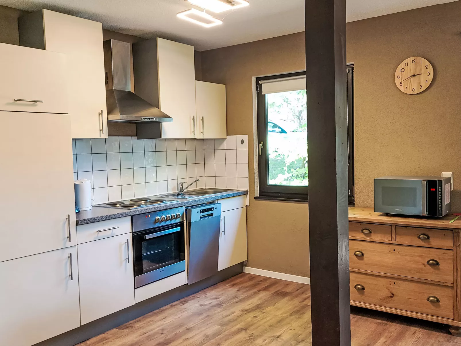 Sternberg 225/227 Ganzes Haus-Binnen