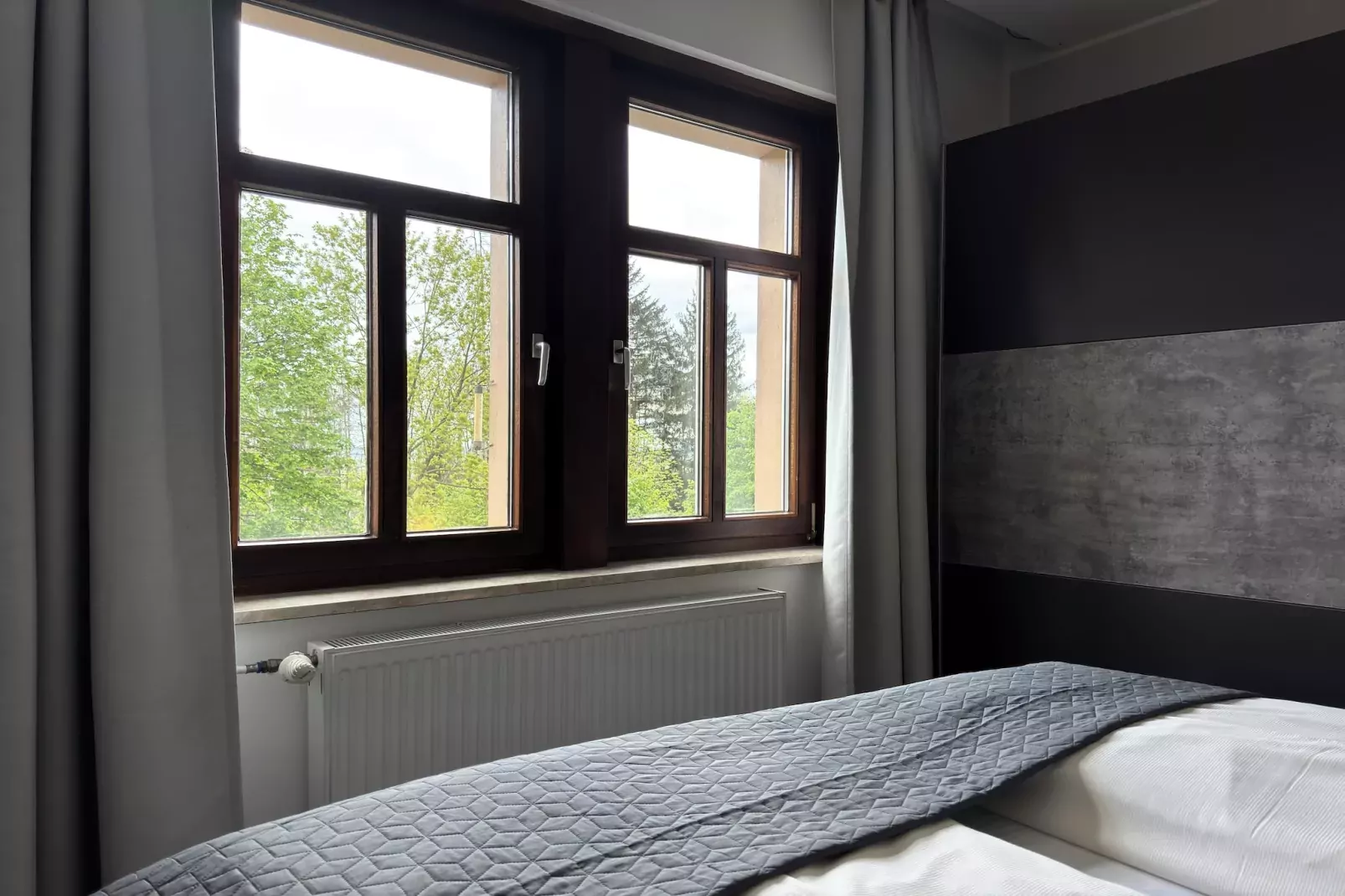 Apartment im alten Bahnhof-Slaapkamer