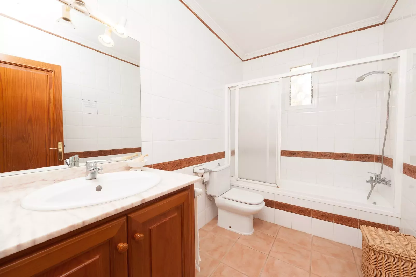 Son Coll-Badkamer