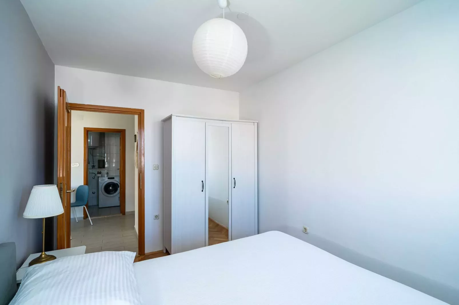 Apartment Radovan - One-Bedroom Apartment with Balcony and Sea View-Slaapkamer