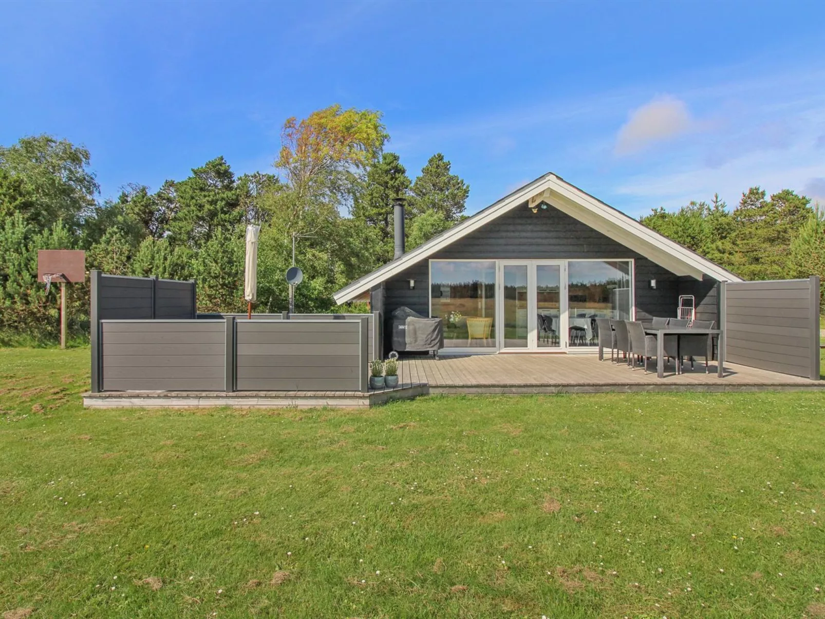 "Agnesa" - 1.5km from the sea in Western Jutland-Buiten