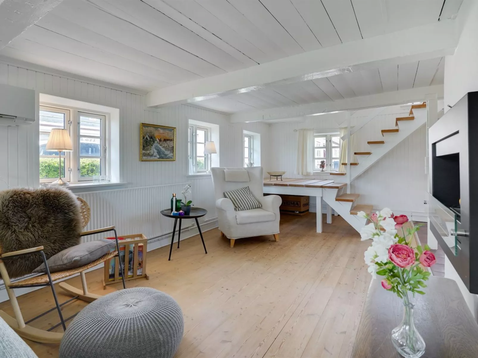 "Gyril" - 100m from the sea-Binnen
