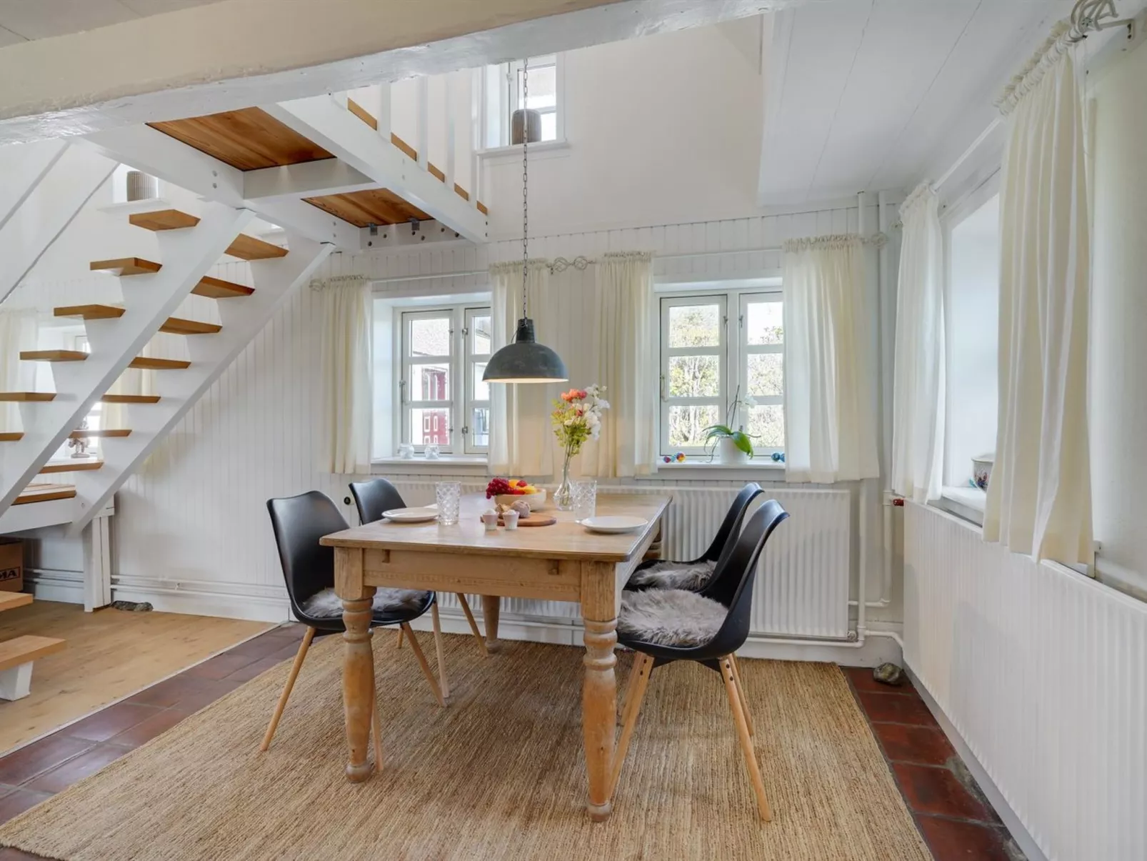 "Gyril" - 100m from the sea-Binnen