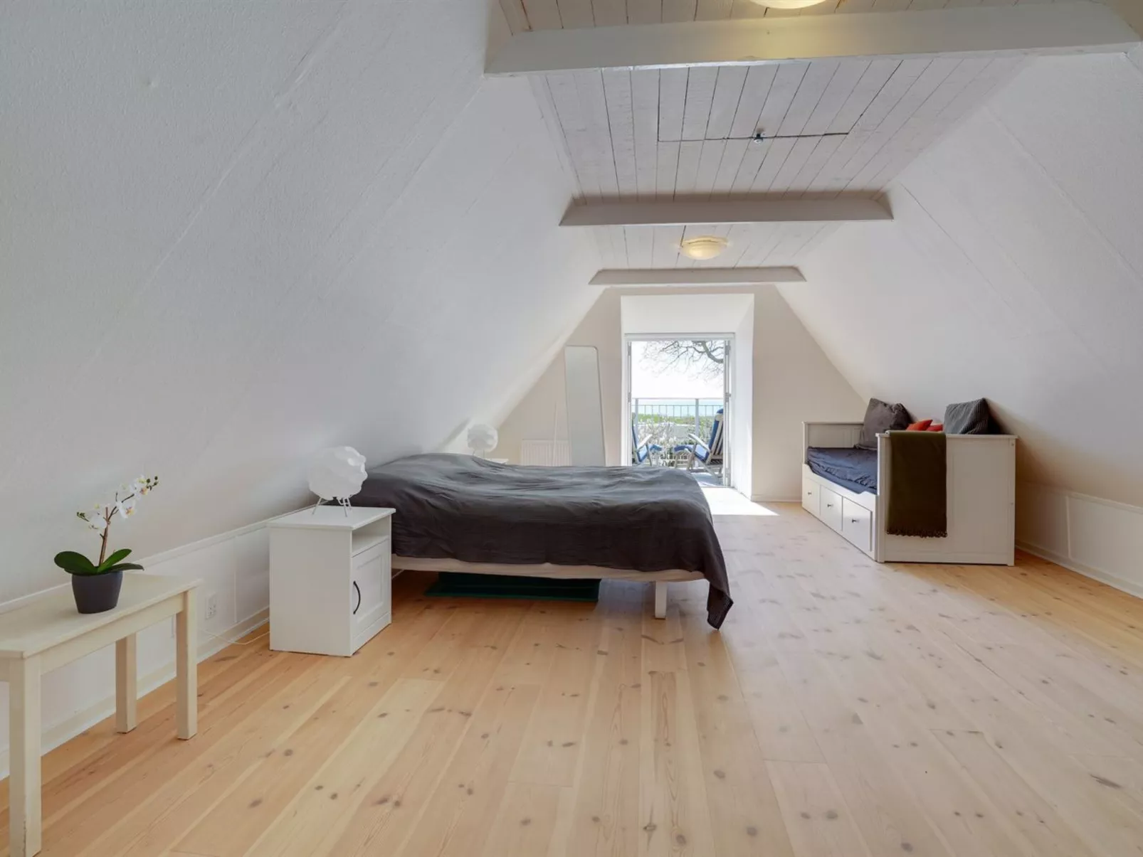 "Gyril" - 100m from the sea-Binnen