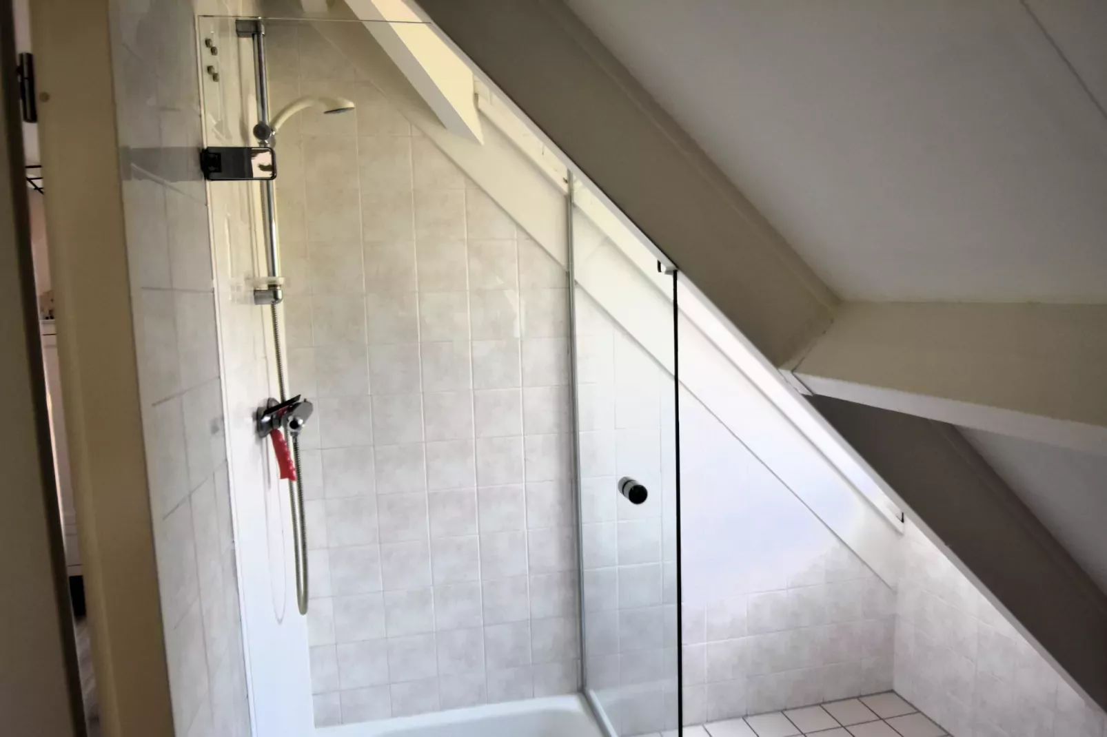 Watervilla 51-Badkamer