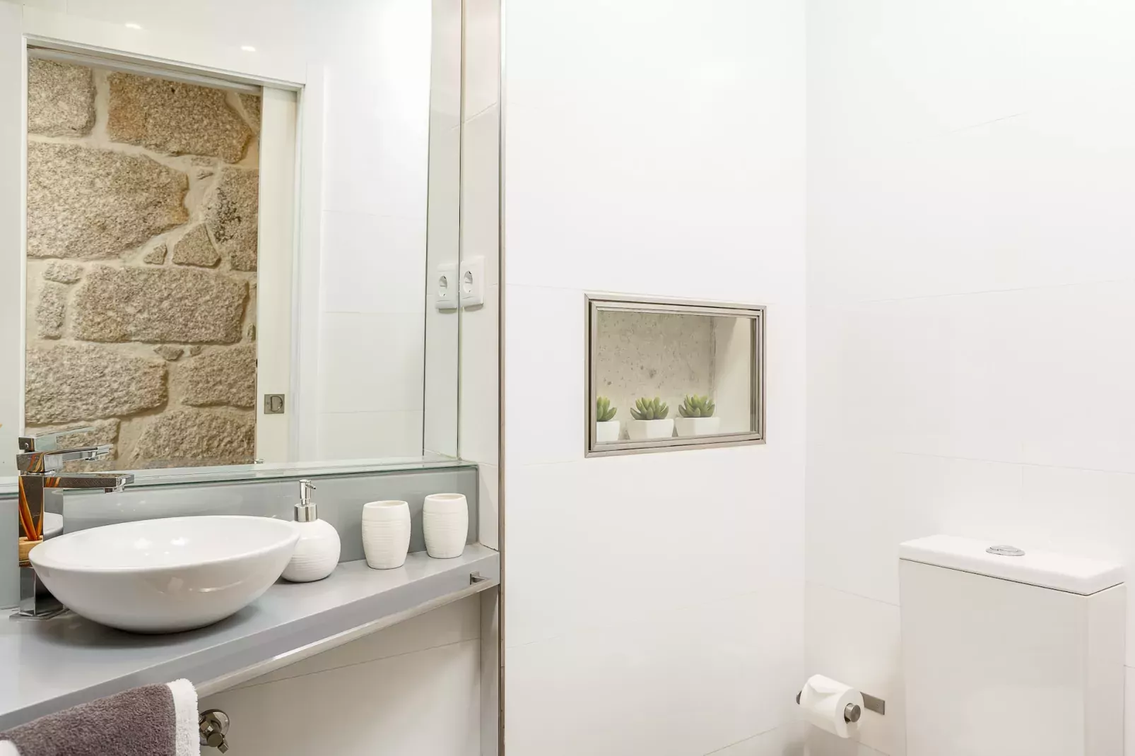 YOUROPO - Ribeira Porto 3-Badkamer