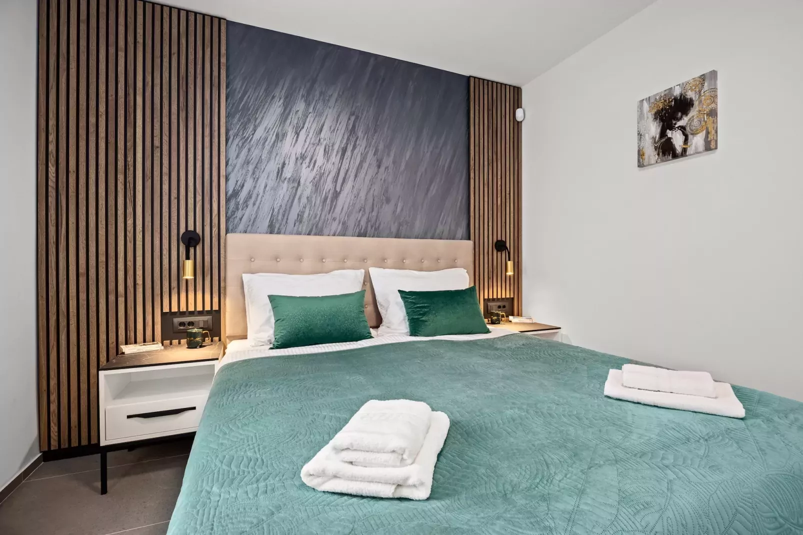 Villa Antares - Luxurious Vacation Oasis-Slaapkamer