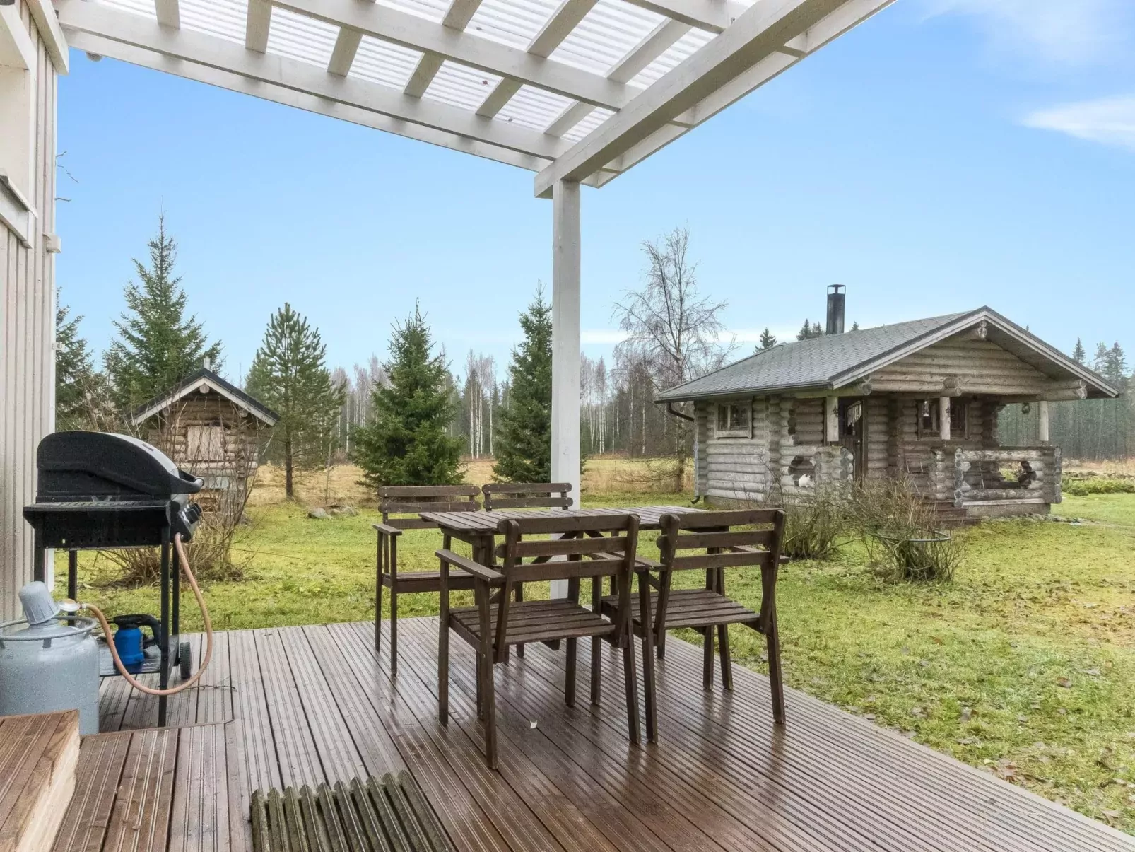 Backcountry base-Buiten
