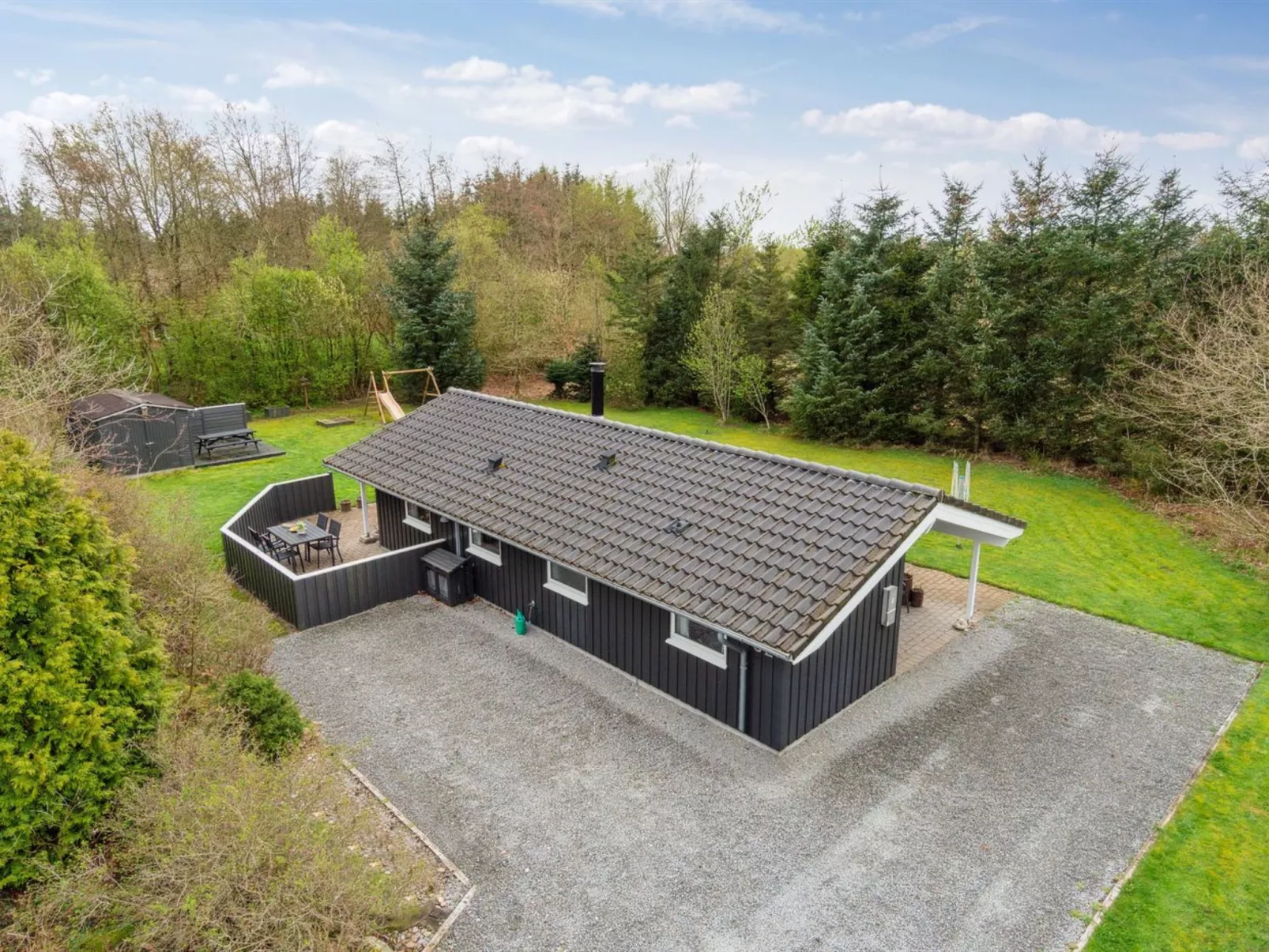 "Zenta" - 4km from the sea in NW Jutland-Buiten
