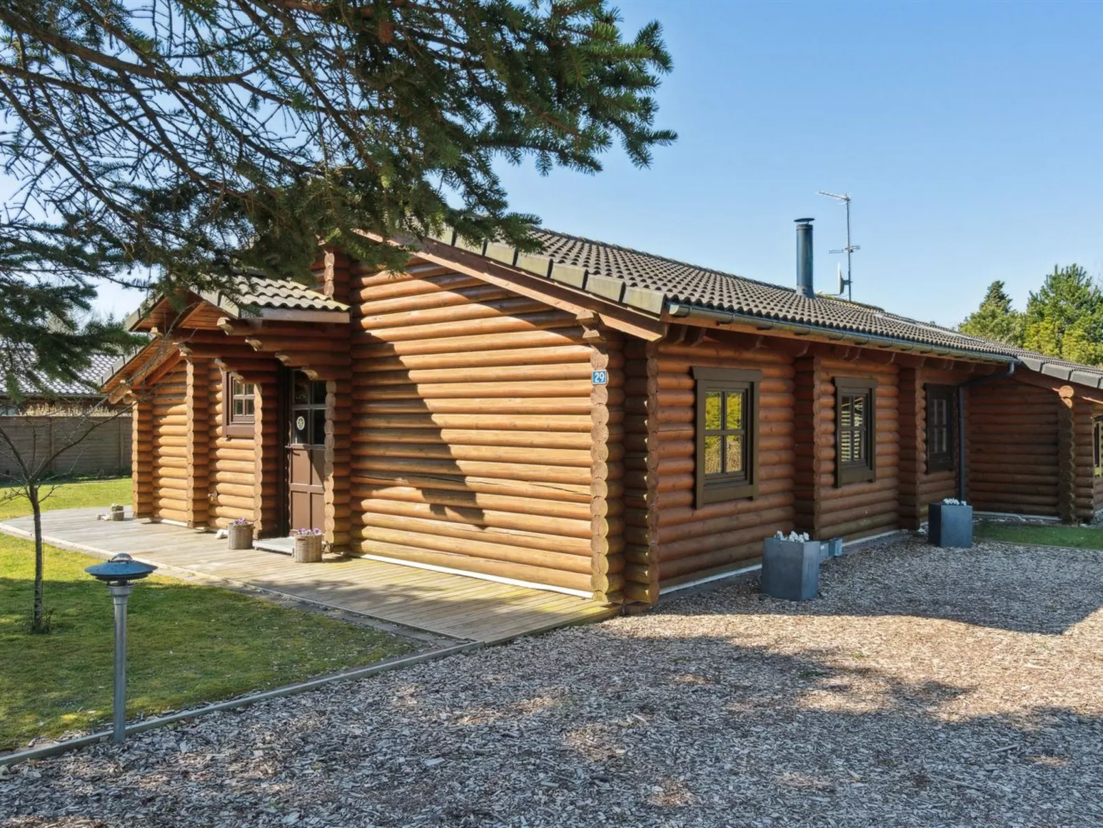 "Heraldine" - all inclusive - 4km from the sea in NW Jutland-Buiten