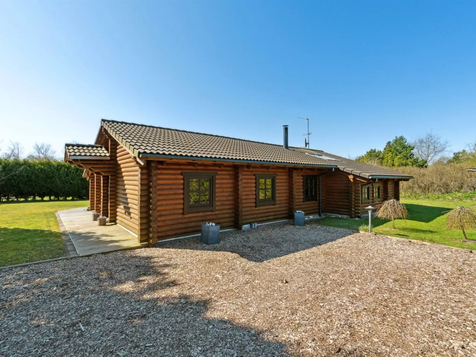 "Heraldine" - all inclusive - 4km from the sea in NW Jutland-Buiten