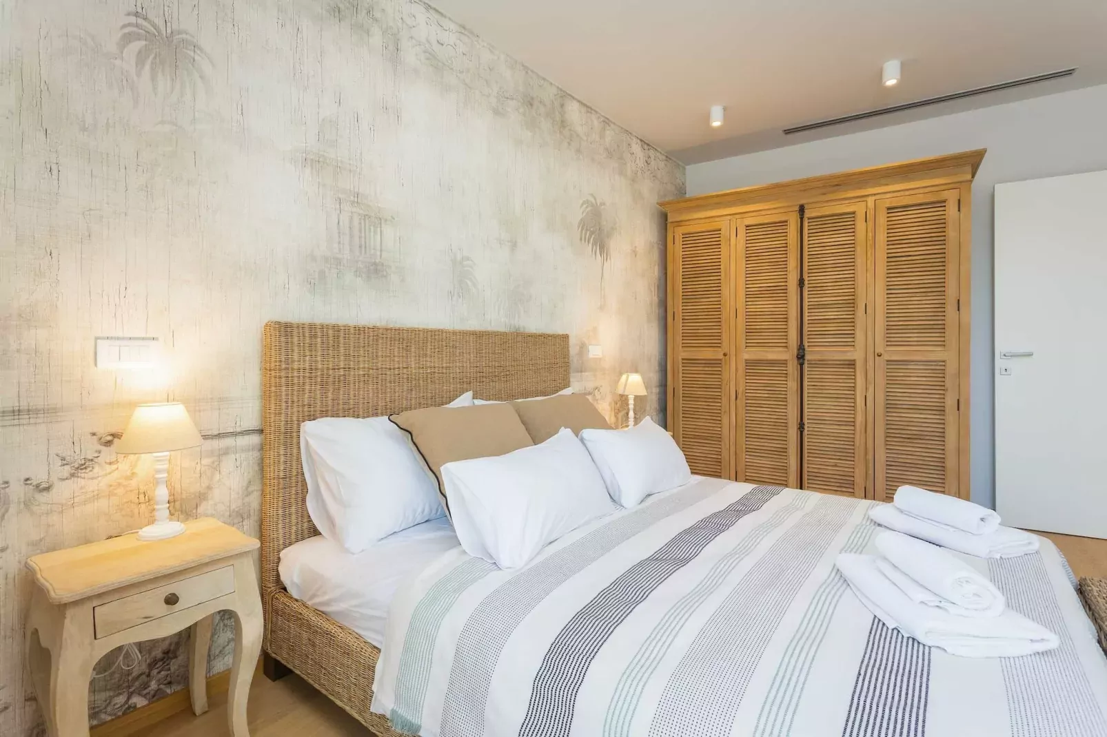 Villa Olala - Private Pool, Jacuzzi, Terrace with-Slaapkamer