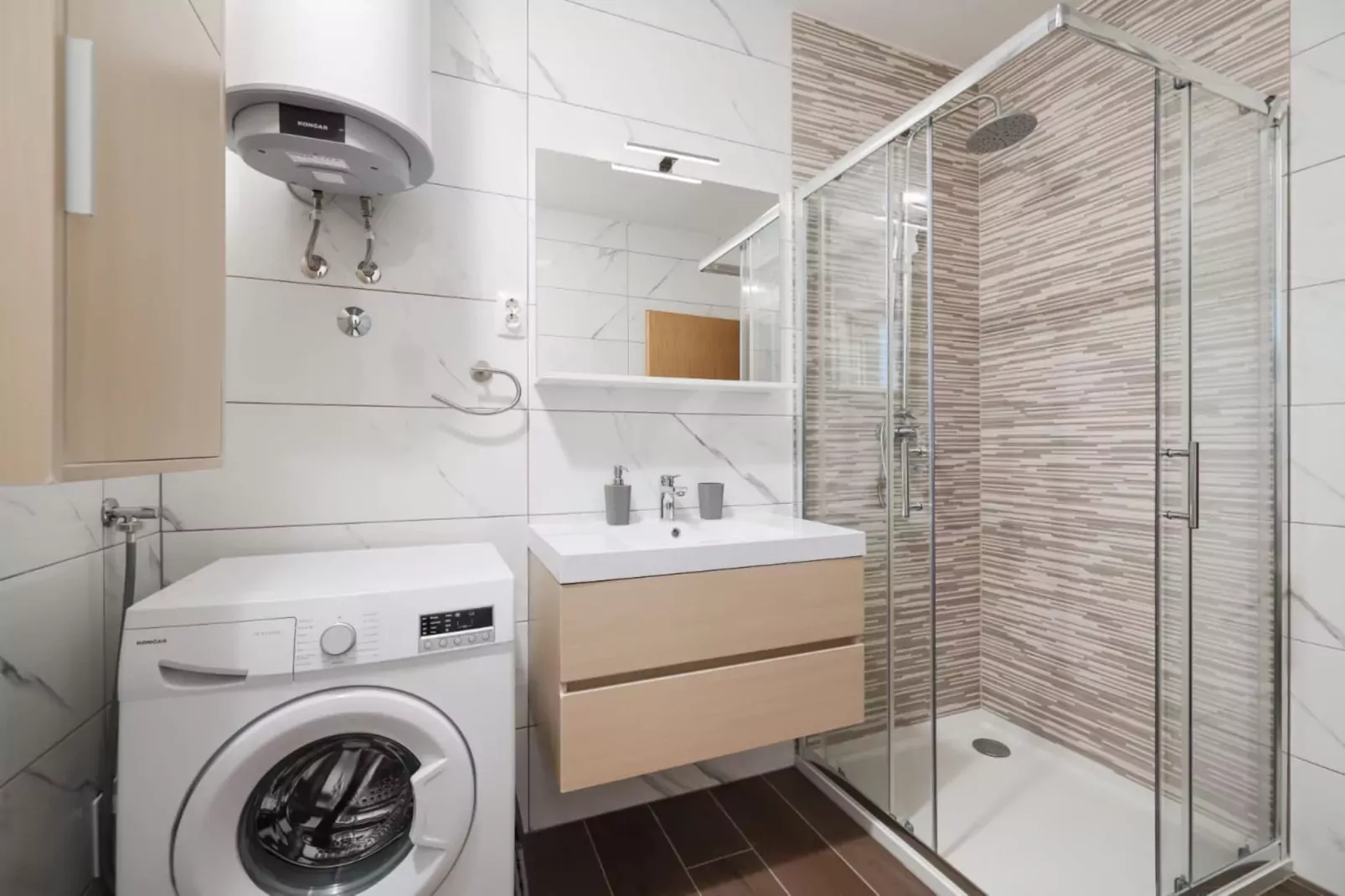 Luxury Apartments Sun@Set - Two bedroom apartment-Badkamer
