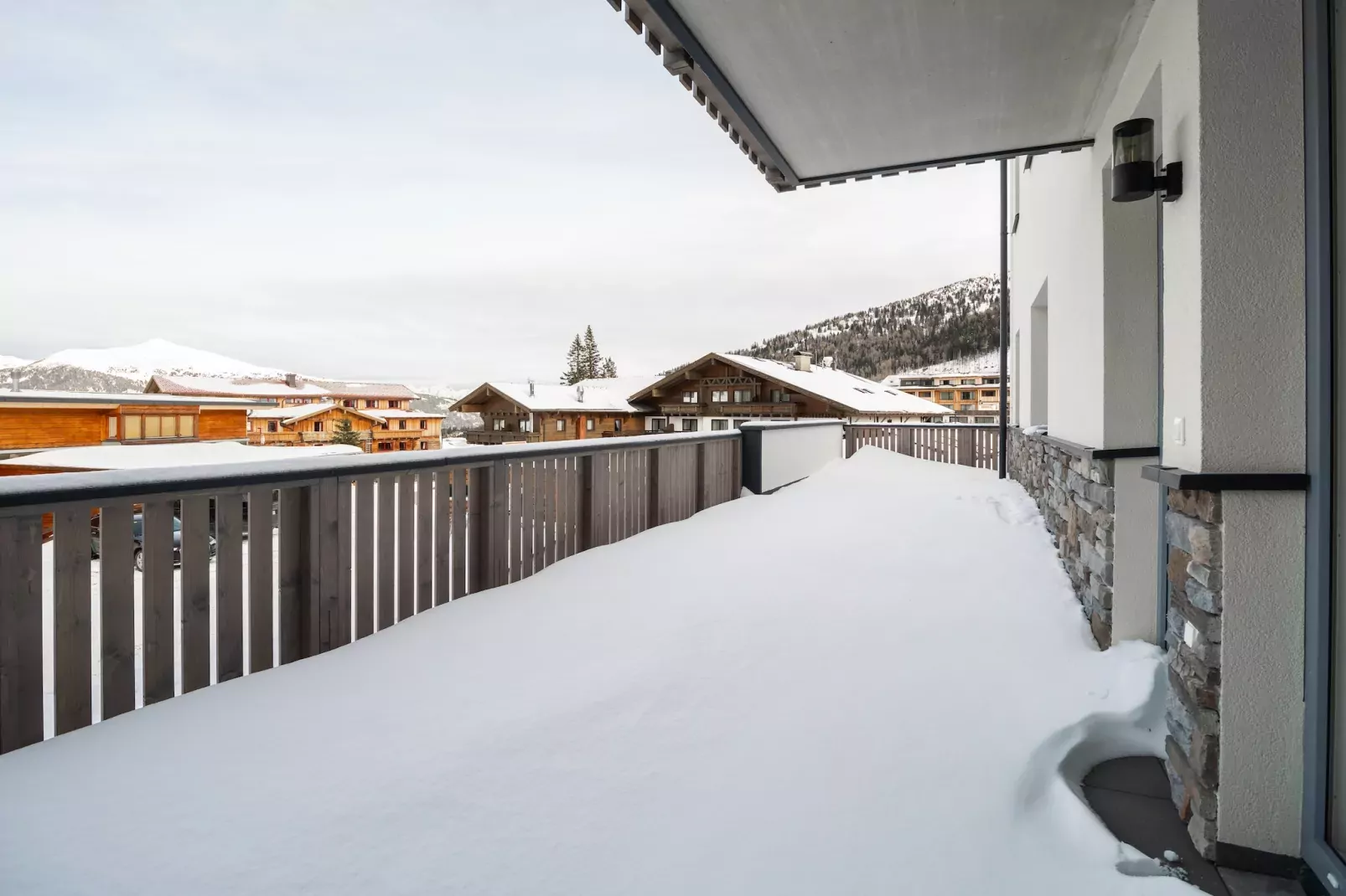 Comfort Three-bedroom Apartment – KA3C-Uitzicht winter