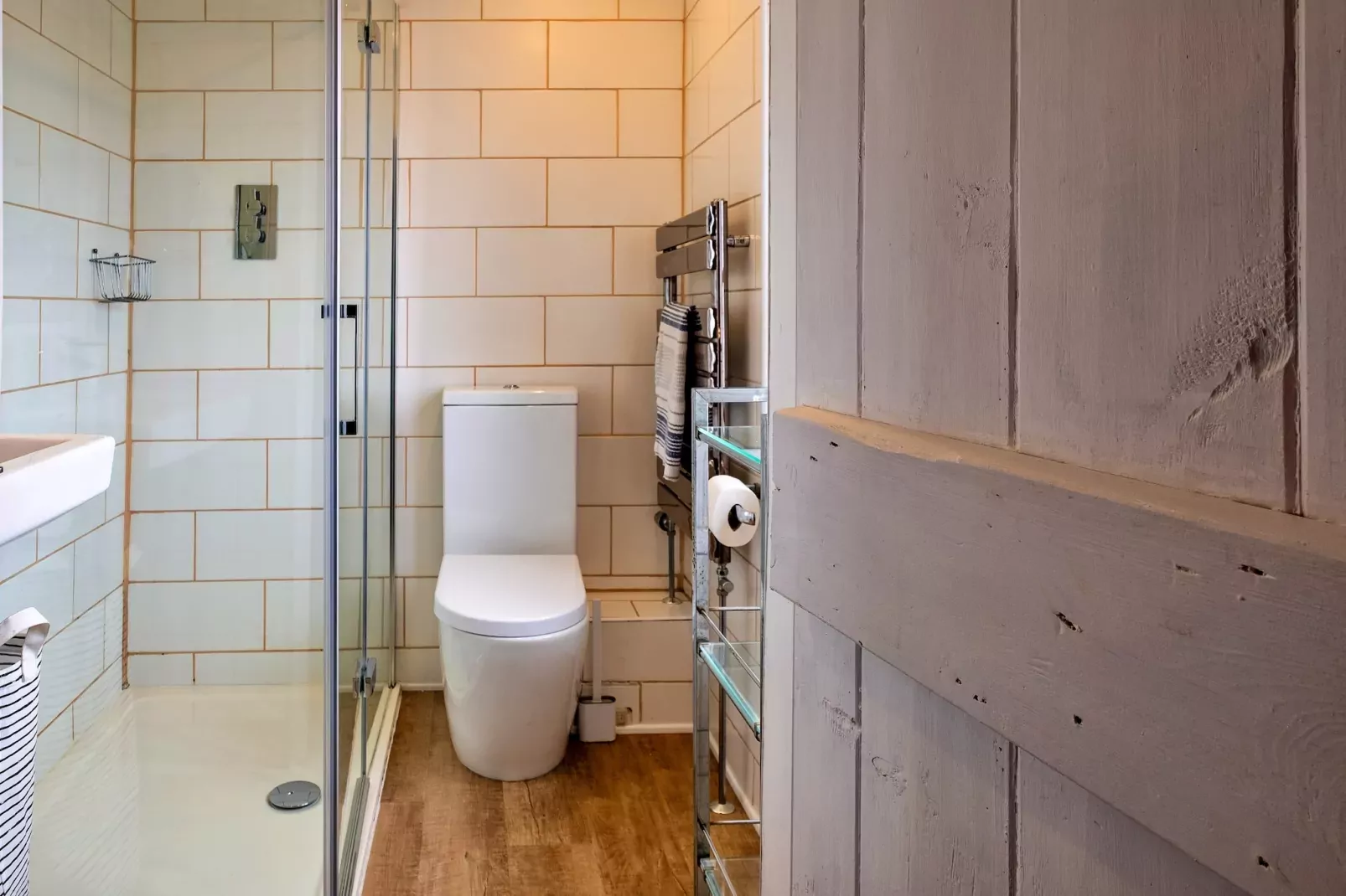 3 Elm Cottage-Badkamer