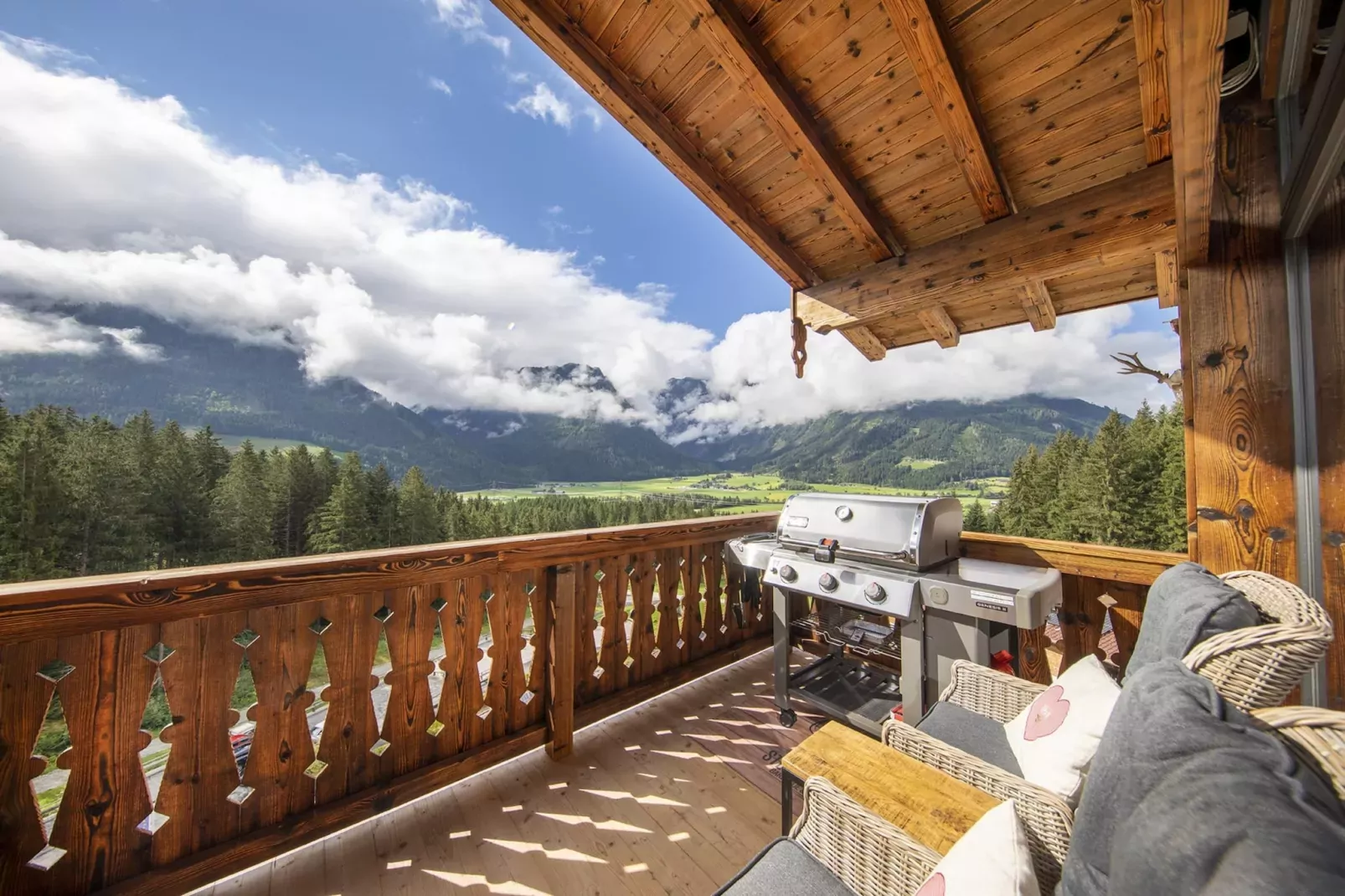 Nationalpark Chalet Edelweissspitze-Terrasbalkon