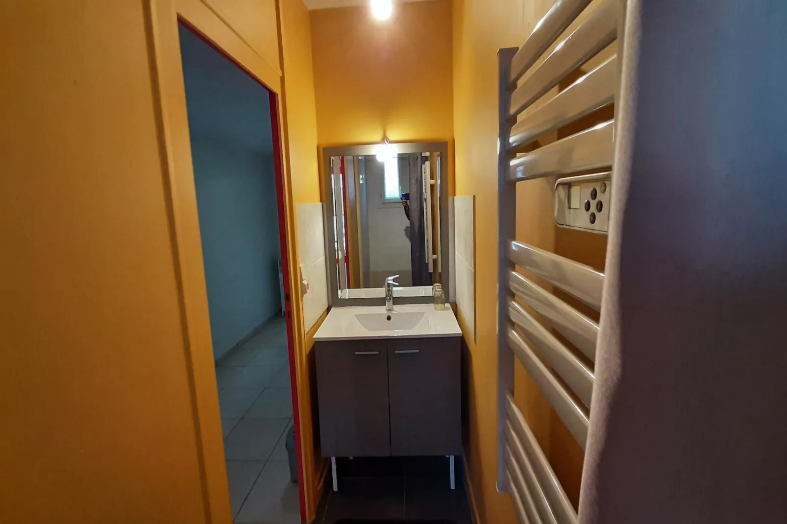 Vakantiehuis in Arcachon met tuin en buitenkeuken-Badkamer