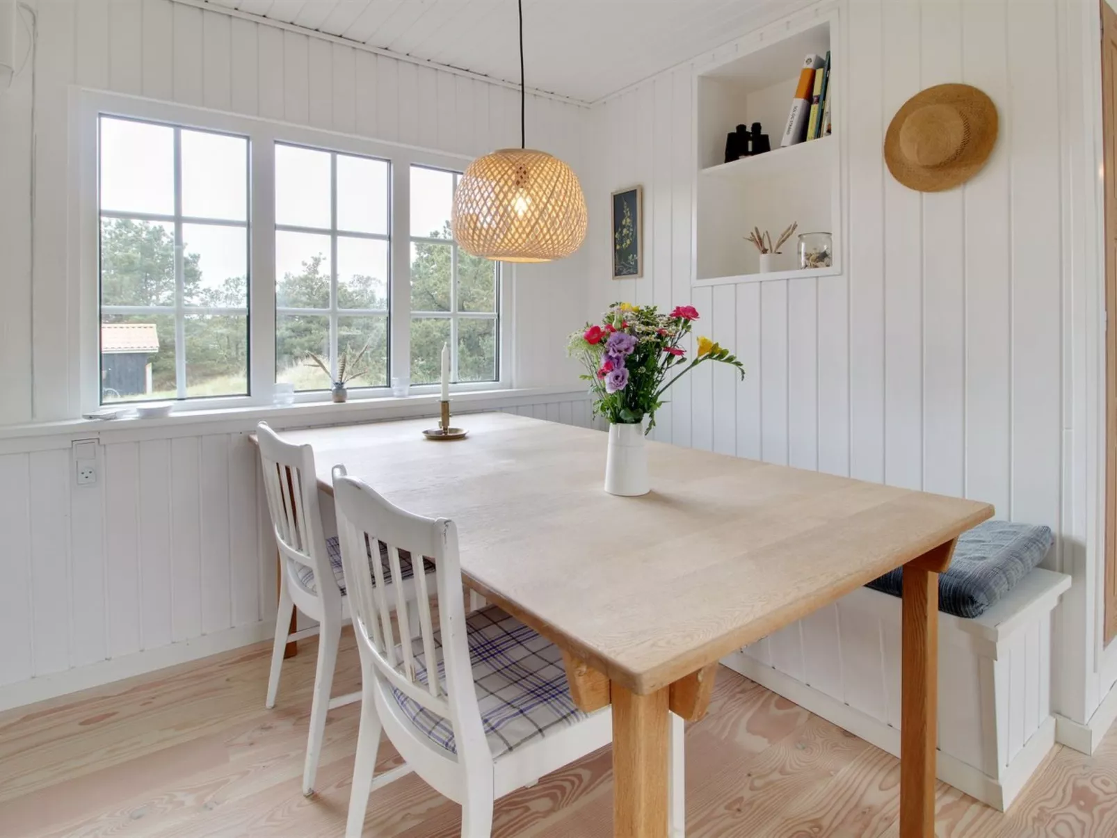 "Neija" - 800m from the sea-Binnen