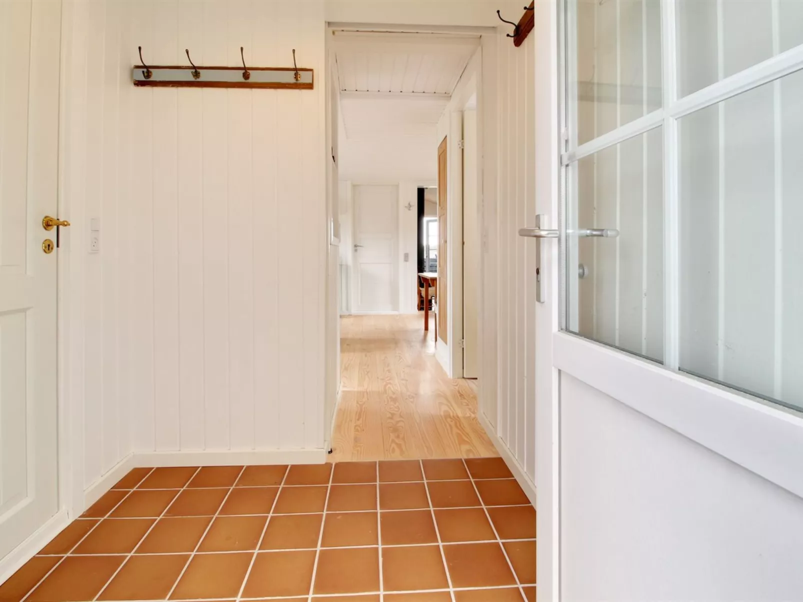 "Neija" - 800m from the sea-Binnen