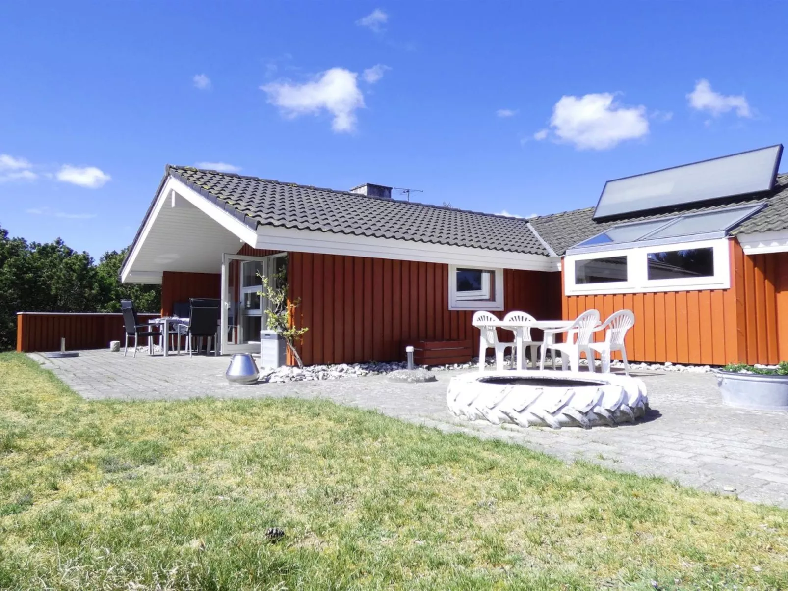 "Esmeralda" - 1.1km from the sea-Buiten