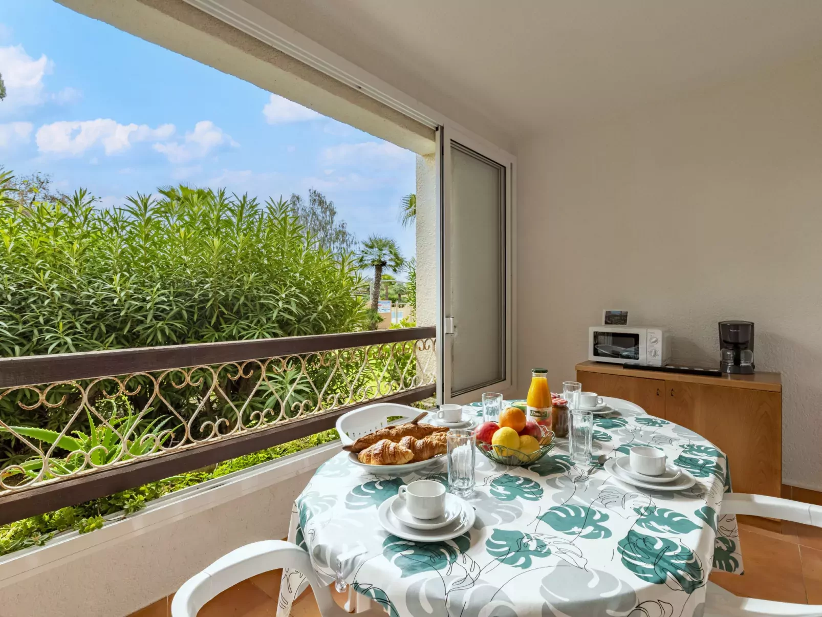 Casa Antonio-Binnen