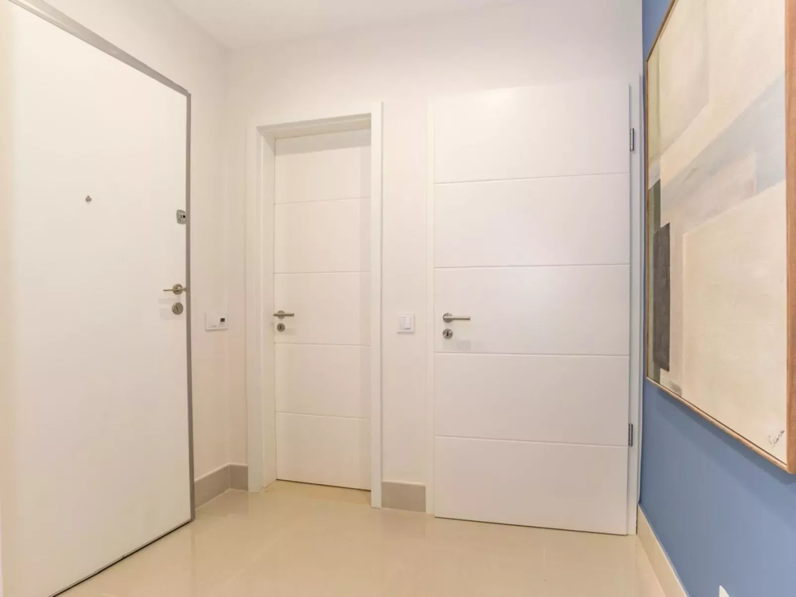 Pine Hills Reva Santuary Modern Elegance-Binnen